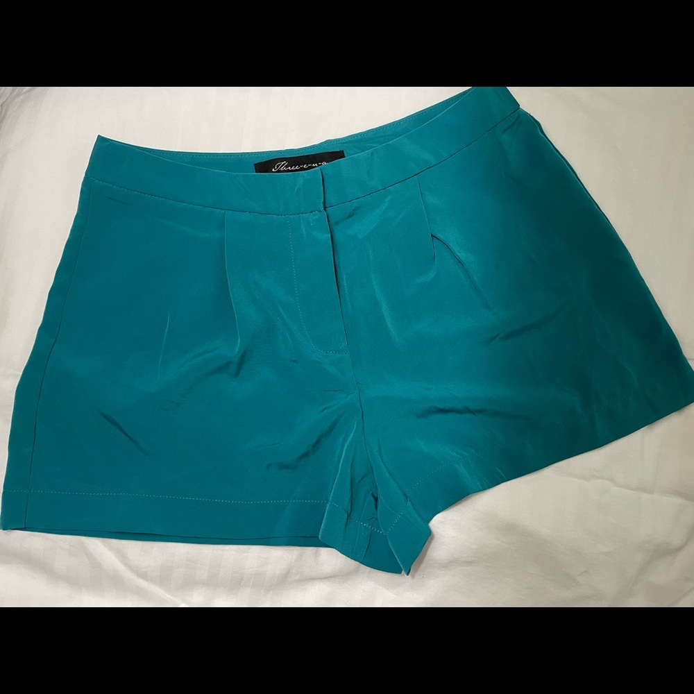 Teal casual shorts - Picture 3 of 9